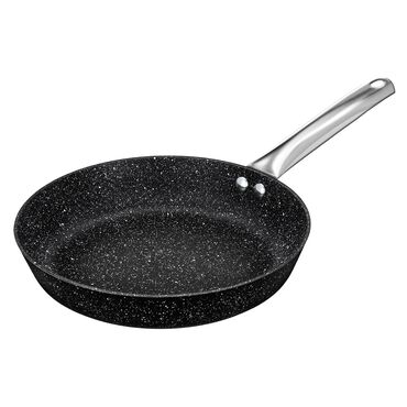 MPM_Patelnia mineralna 24 cm MPM, nieprzywierająca, czarna_1