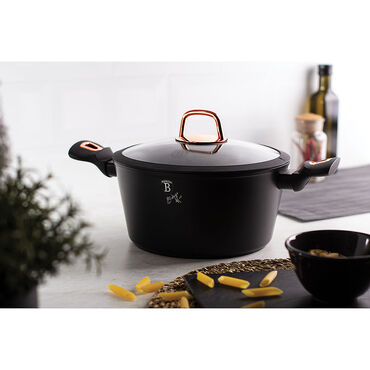 Garnek z pokrywką szklaną 4,1 l Black Rose, system Turbo Induction