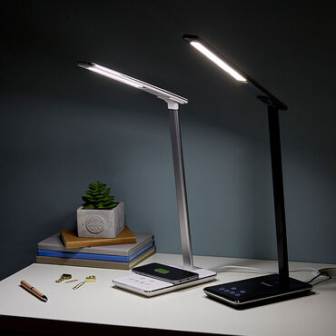SMUKEE_Lampka biurkowa z ładowarką indukcyjną, USB, czarna_6