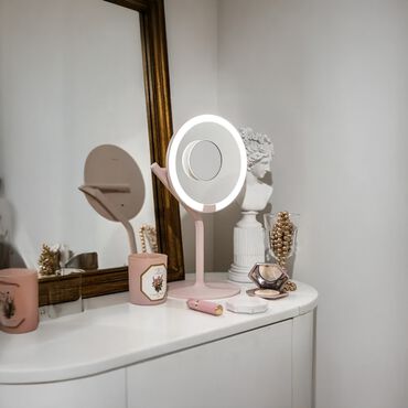 Lusterko do makijażu Amiro AML117F, podświetlane, różowe