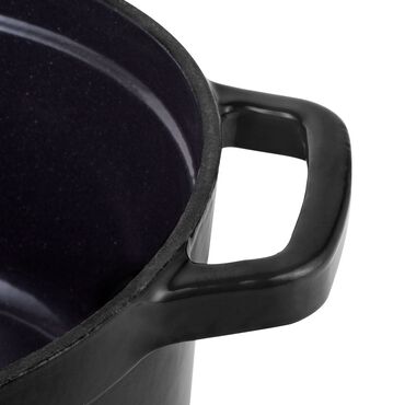Garnek żeliwny z pokrywką 2,2 l, czarny