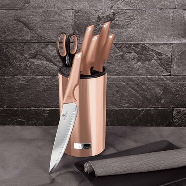 Zestaw 5 noży z nożyczkami w bloku Rose Gold, z powłoką nieprzywierającą