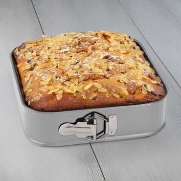 Tortownica kwadratowa 28 cm Vittero Carbone, ze stali węglowej, powłoka nieprzywierająca Xynflon, z obręczą