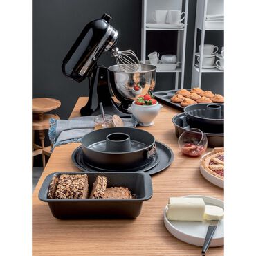 Tortownica 24 cm Tognana Premium Bakery, 2 spody, szara