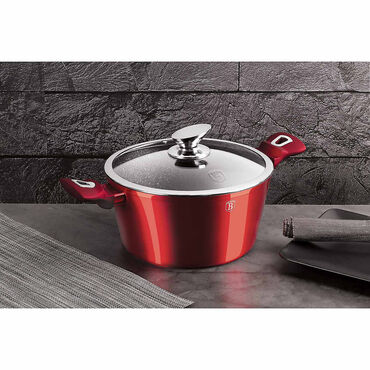 Garnek z pokrywką szklaną 4,1 l Burgundy, system Turbo Induction