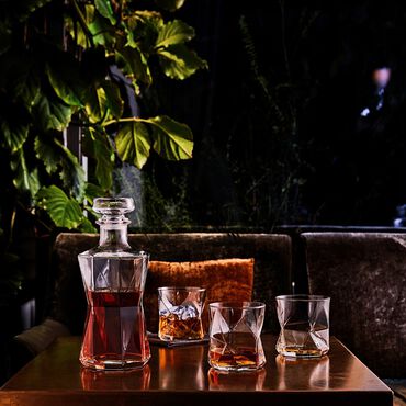 Zestaw do whiskey Cassiopea, karafka i 6 szklanek
