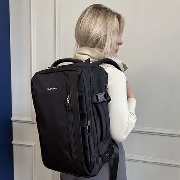 Plecak podróżny Wings Skylark, 30,5 l, czarny